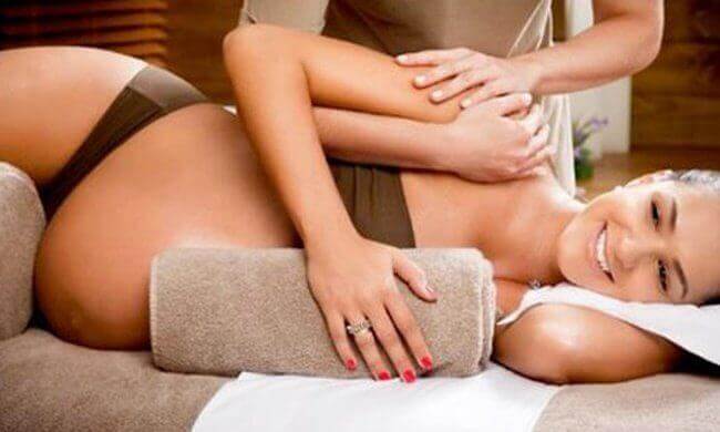 massage cho mẹ bầu cần được an toàn tuyệt đối